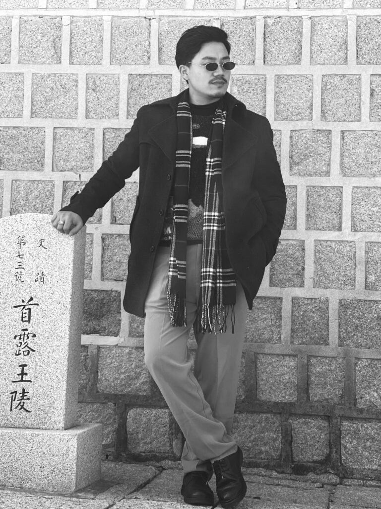 Author page img 1312